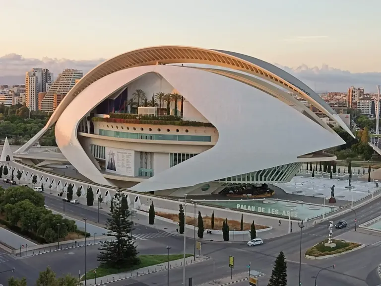 Palau de les Arts & Museo Fallero
