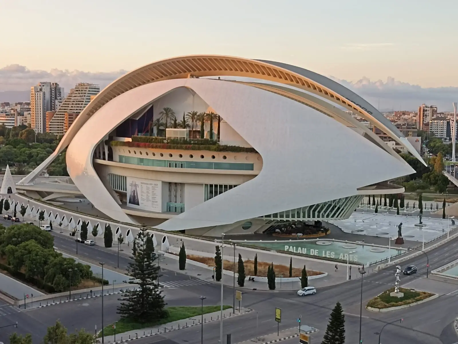 Palau de les Arts & Museo Fallero